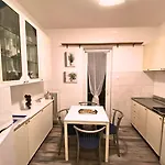 Apartamento Via Tacco 5