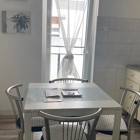 Via Tacco 5 * Trieszt